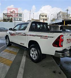 تويوتا هايلوكس